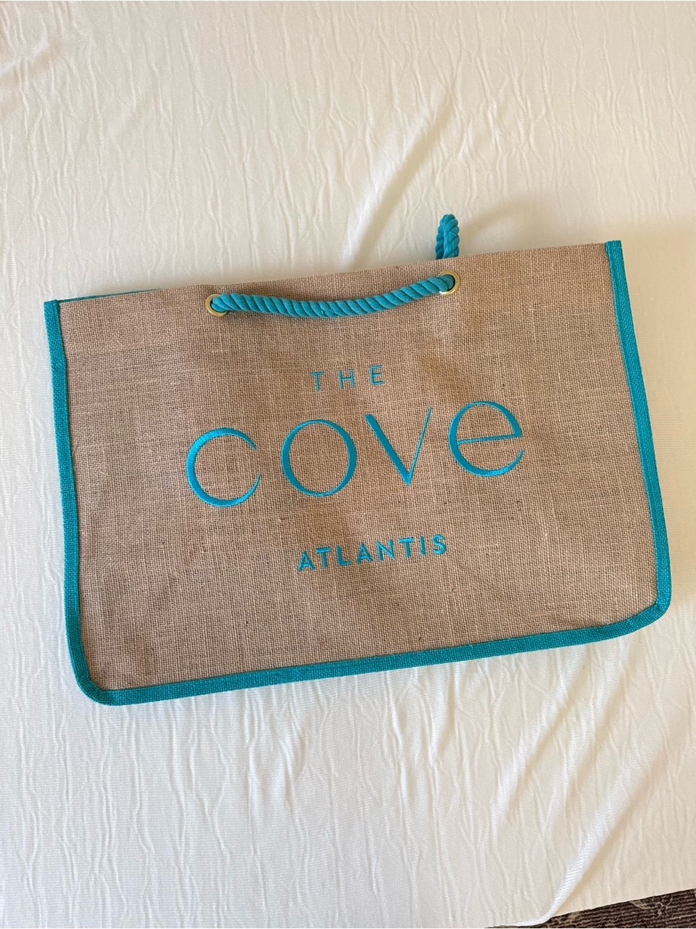 The Cove Atlantis Jute Tote Bag in Turquoise Trim